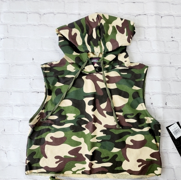 Love‎ love love Camouflage hoodie 2pc shorts set - Picture 4 of 8
